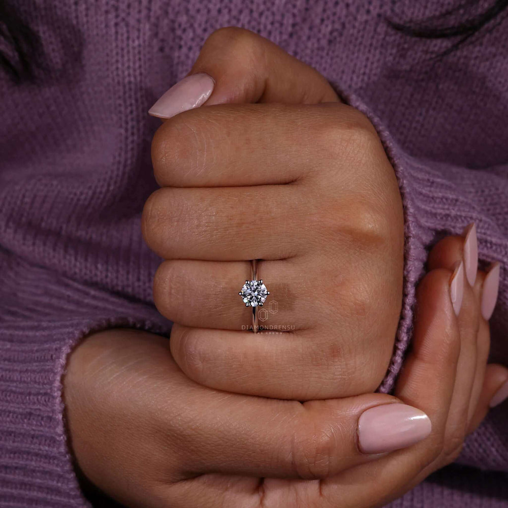 0.50 to 3.0 CT Round Brilliant Cut Lab Grown Diamond Ring